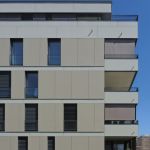 Fassade_West_Ausschnitt-ausgerichtet_Himmel.jpg